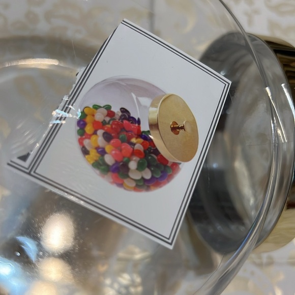 New Set of Two Gold Lid Slanted Plastic Clear Candy Jars 55oz each (A-1) - Picture 4 of 8
